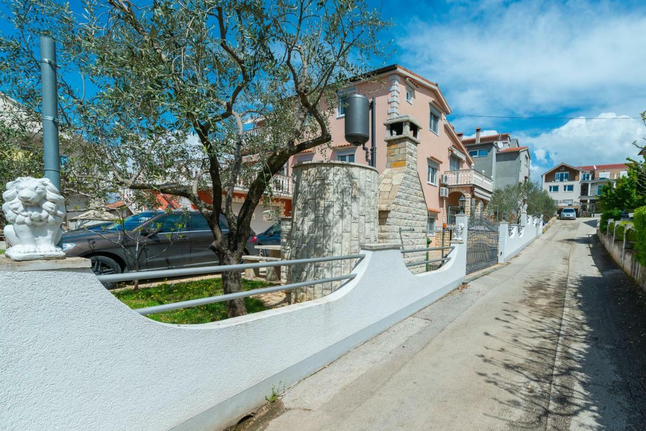 Katy & David Apartments ซาดาร์ ภายนอก รูปภาพ